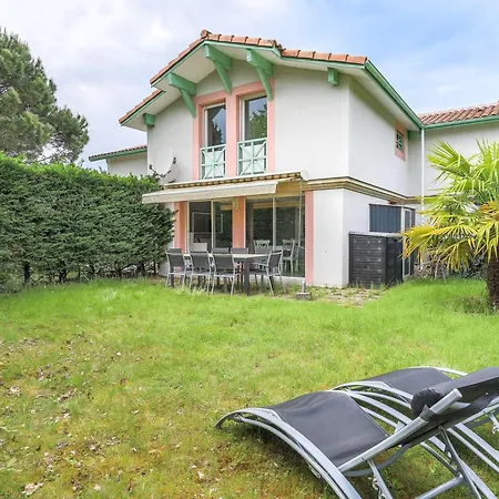 Appartement : Duplex Avec Jardin, 6 Pers. Et Parking Privé - Fr-1-877-51 *